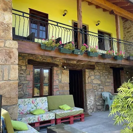 En Riano-solorzano Semesterbostad *